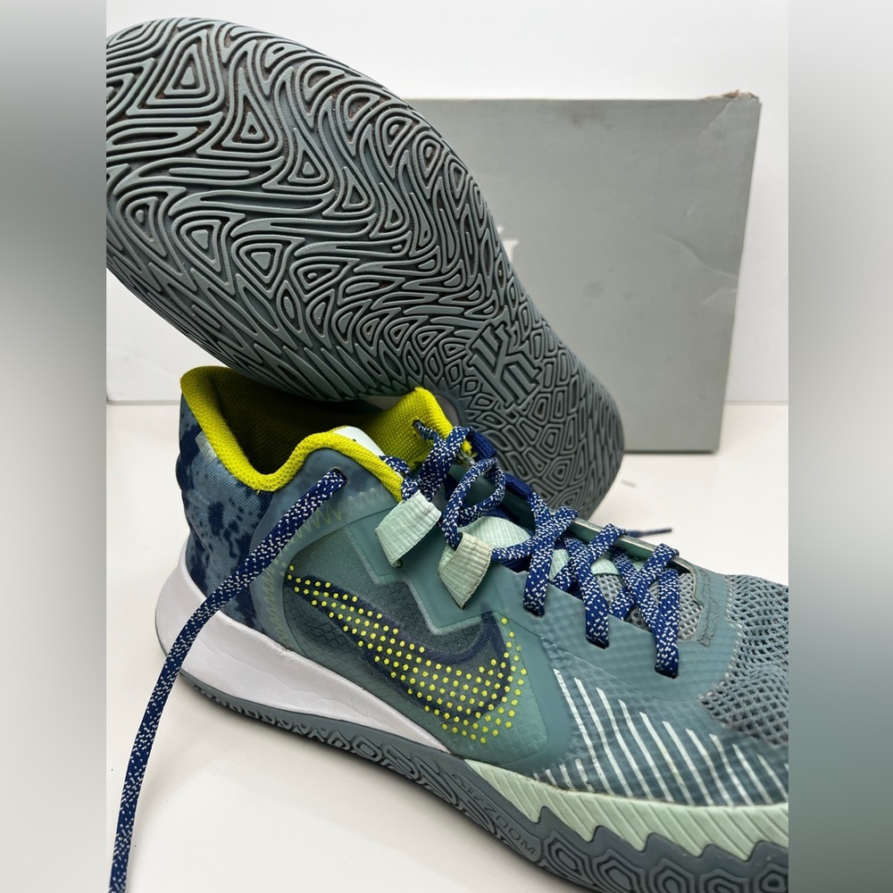 Nike Kyrie Flytrap 5 Ocean Cube- 10.5 - Picture 4 of 6